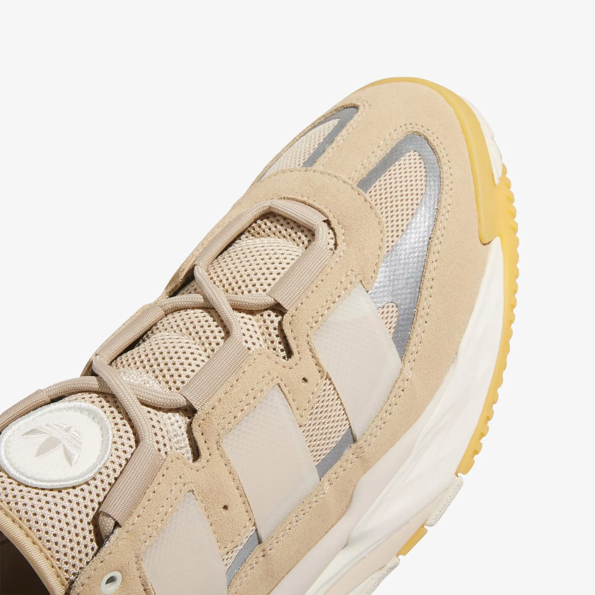 Adidas Originals | NITEBALL  { MAGIC BEIGE/WONDER WHITE/OFF WHITE