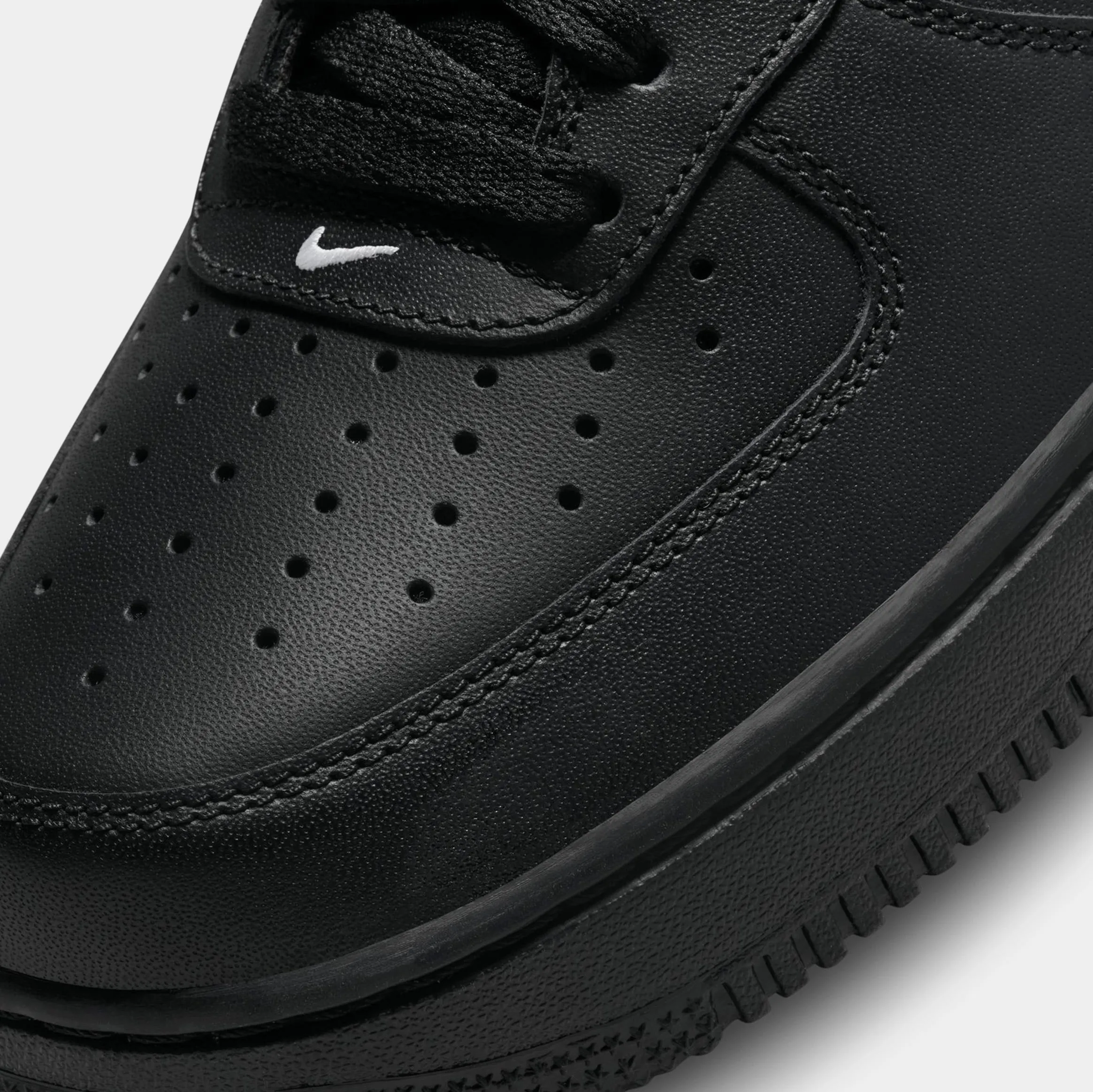 Air Force 1 '07 LV8 Mens Lifestyle Shoes (Black/White)