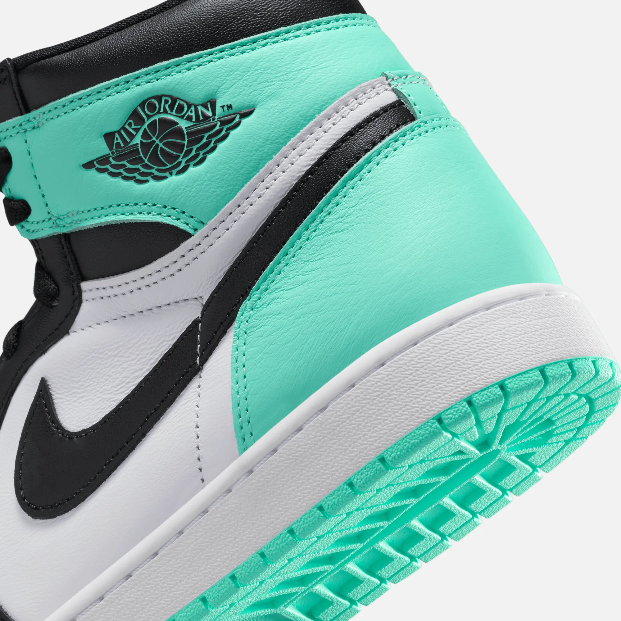 Air Jordan 1 Retro High OG Green Glow