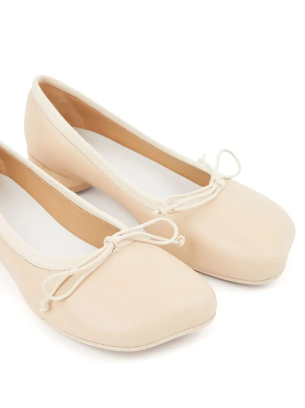 Ballet Shoe