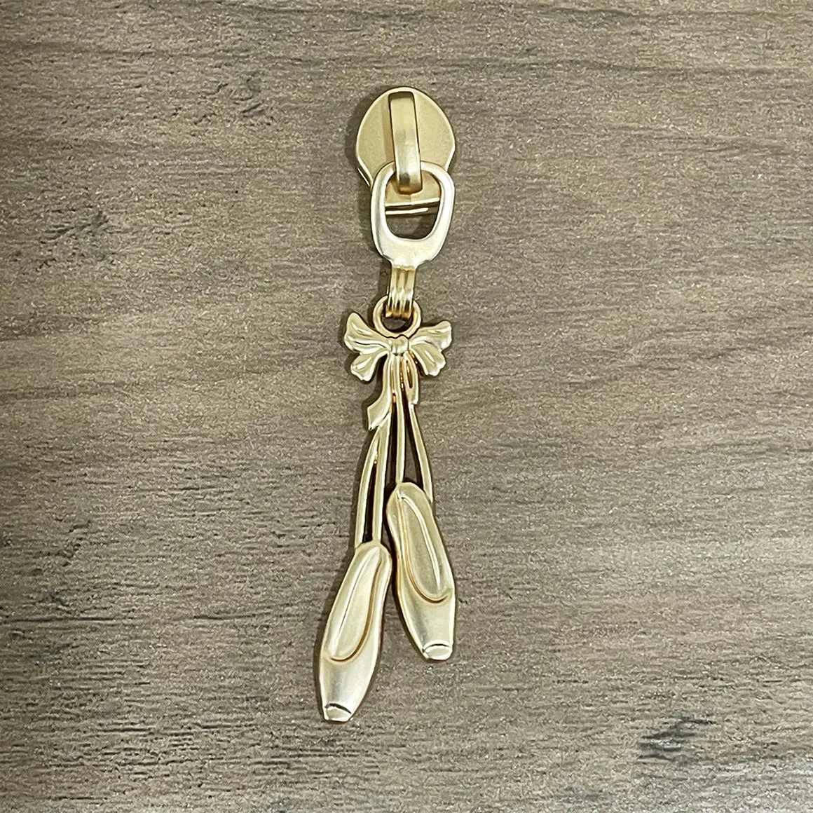 Ballet Shoes Zipper Pull