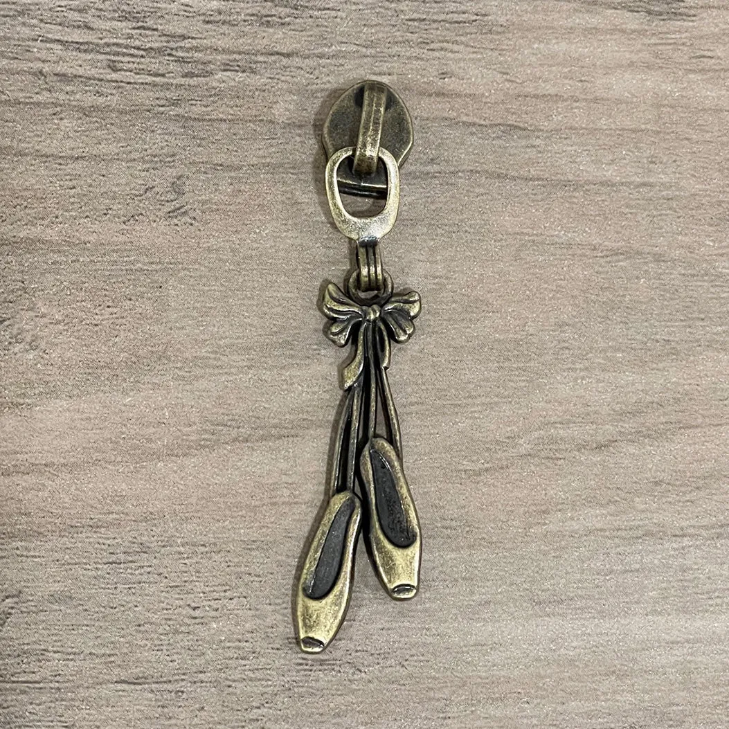 Ballet Shoes Zipper Pull