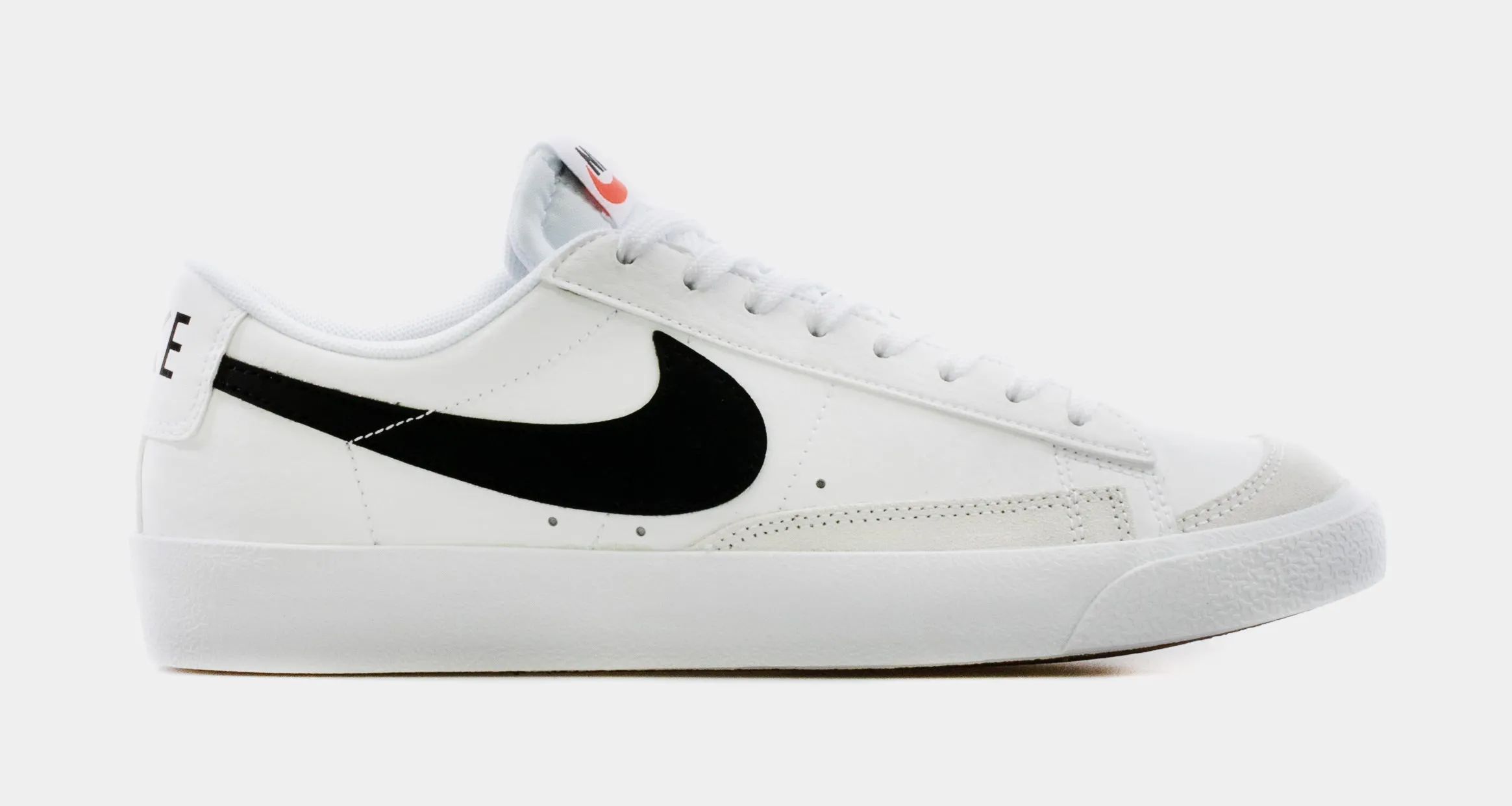 Blazer Low 77 Grade School Lifestyle Shoes (White)