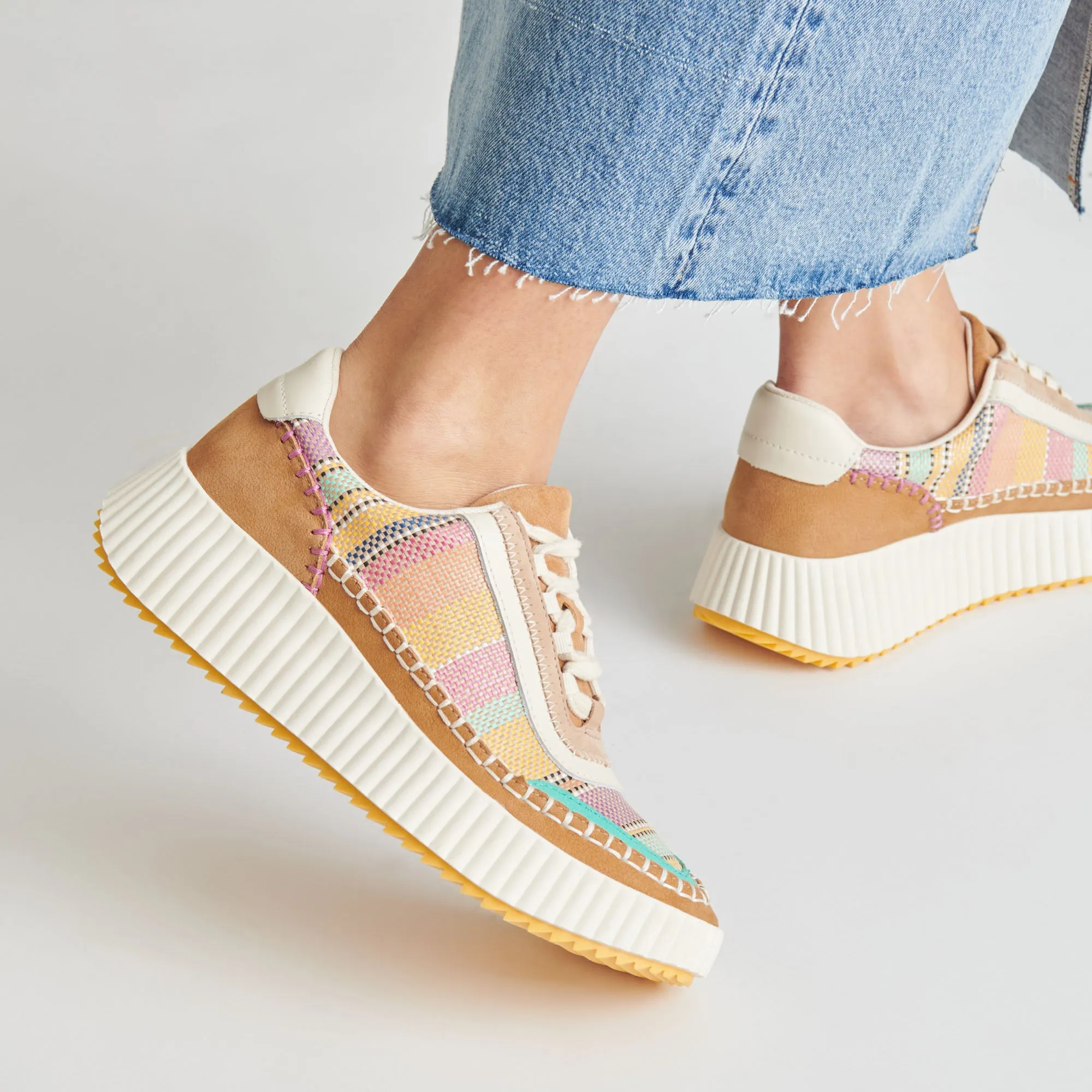 DOLEN SNEAKERS TAN MULTI RAFFIA