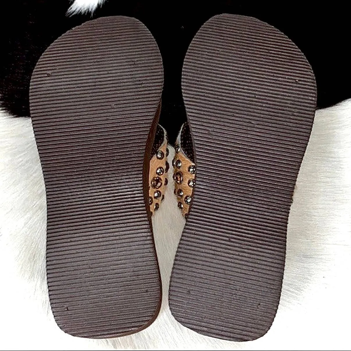 GYPSY SOULE Hair On Cowhide Swarovski Crystal Cowgirl Western Flip Flop Sandals