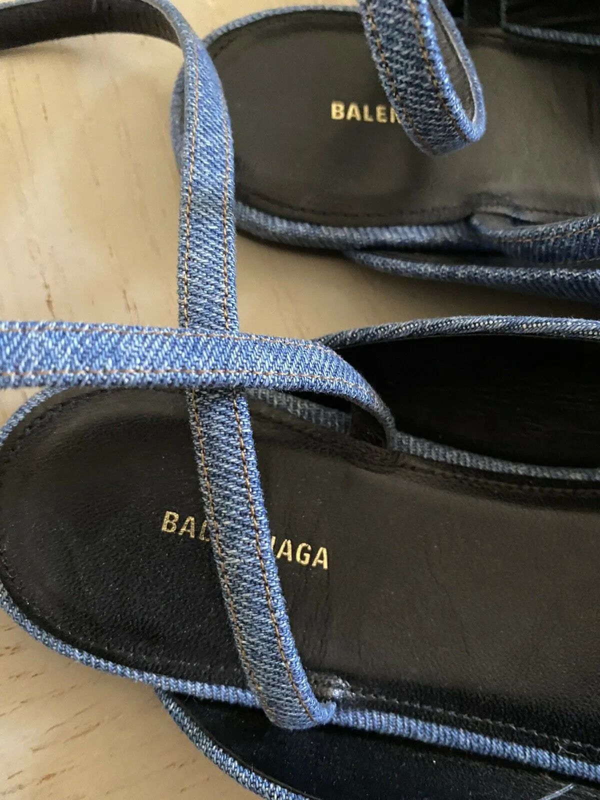 NIB $650 Balenciaga Ankle-Strap Denim Flat Sandal Shoes Blue 9.5 US/39.5 E Italy