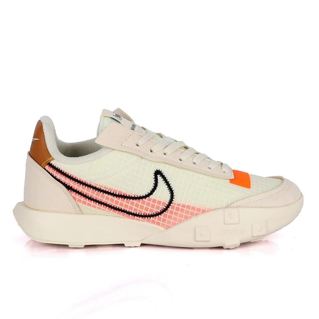 NK Waffle Racer Beige Sneakers