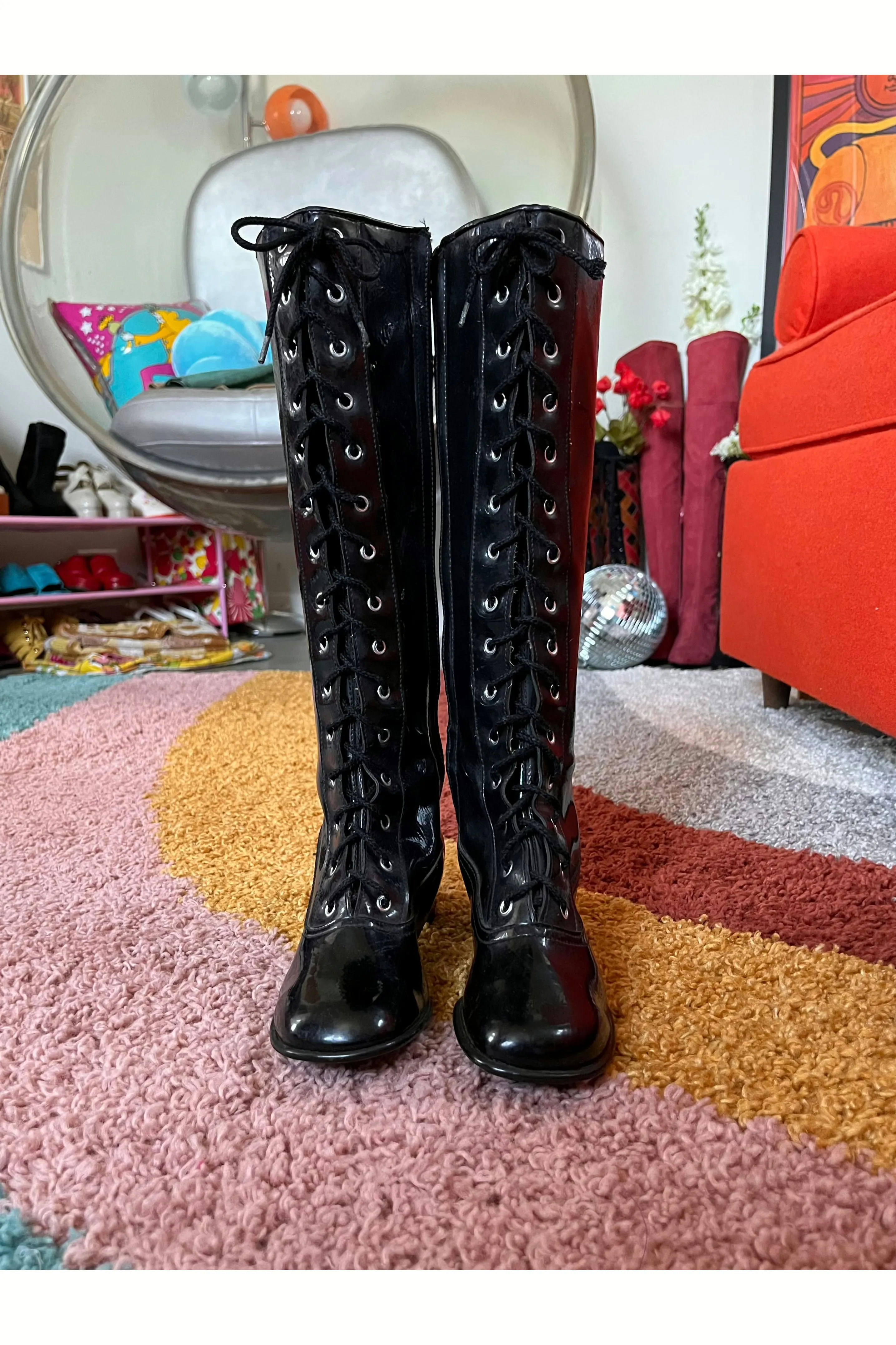 ***On Layaway-Do not purchase*** Vintage 60s Vinyl Padded Lined Gogo Boots