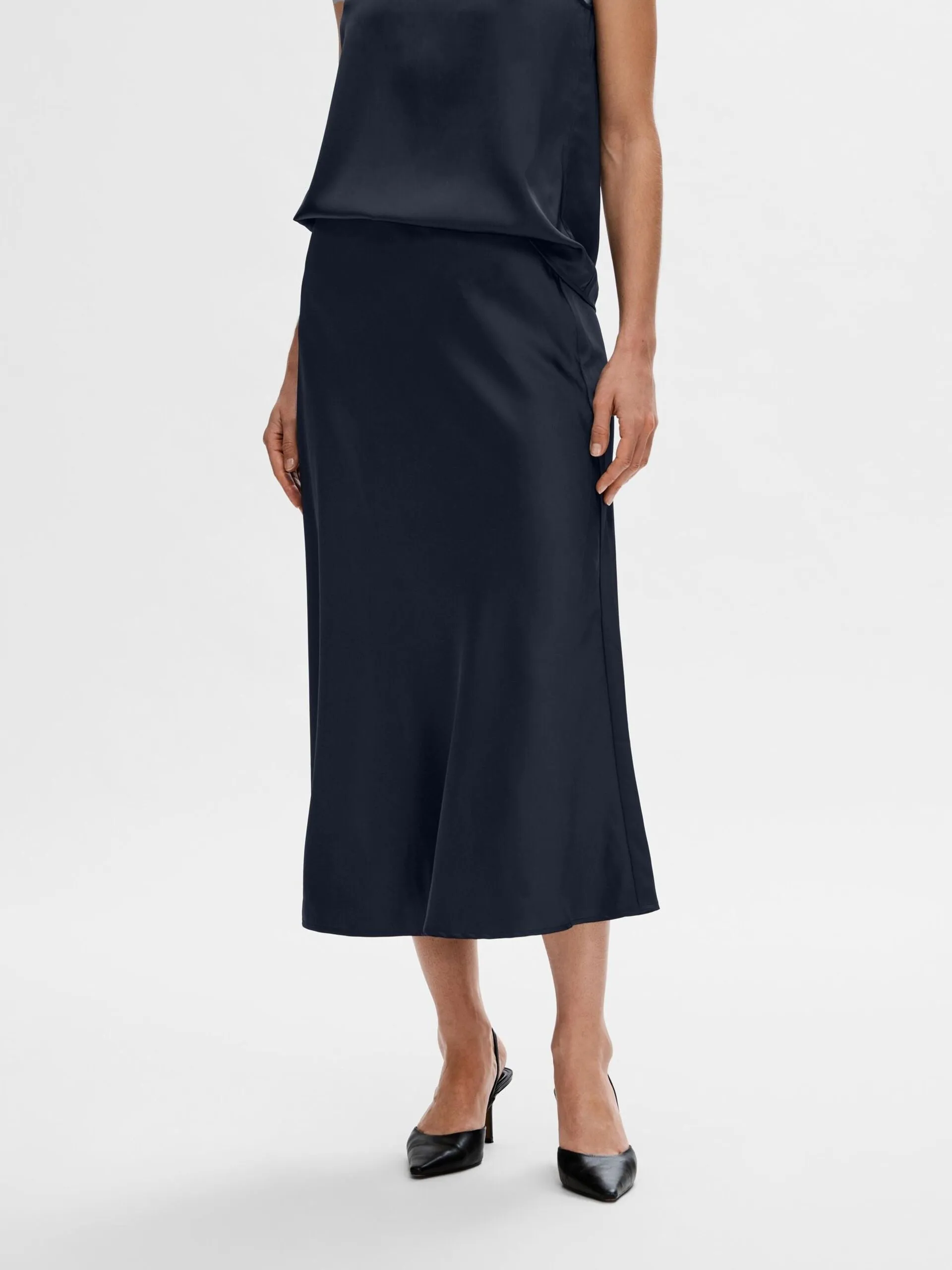 Selected Femme Lena Satin Midi Skirt Dark Sapphire