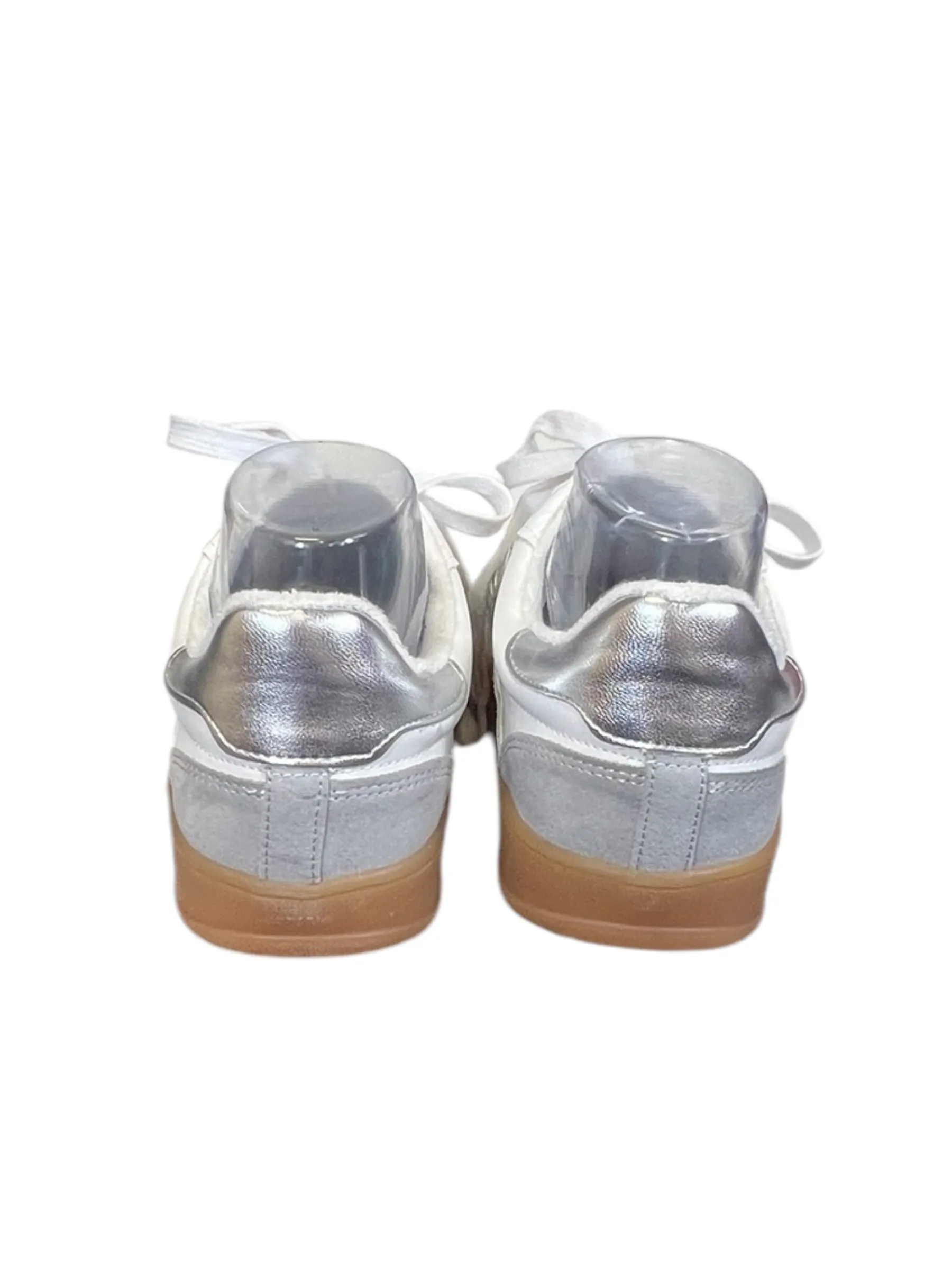 Shoes Athletic By Madden Girl In White, Size: 8.5