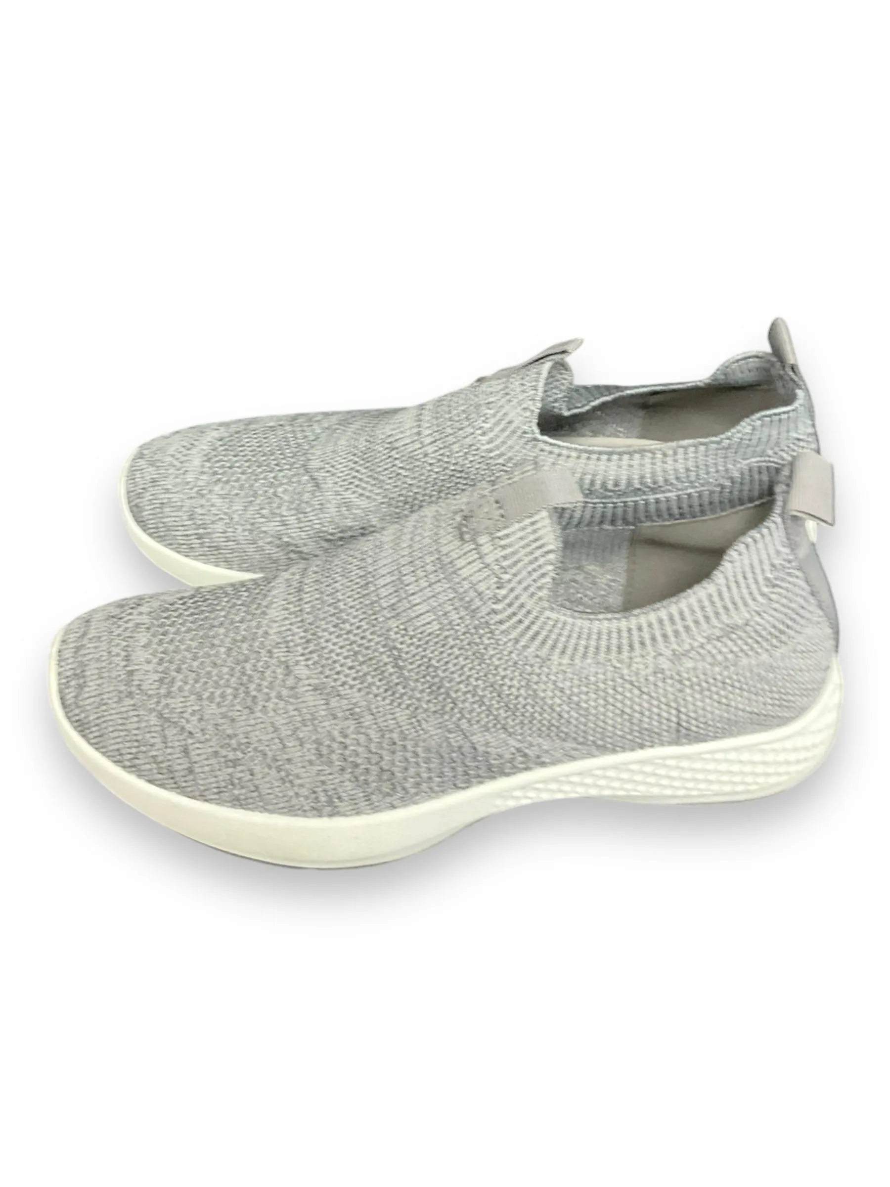 Shoes Athletic By Tommy Bahama In Grey, Size: 7