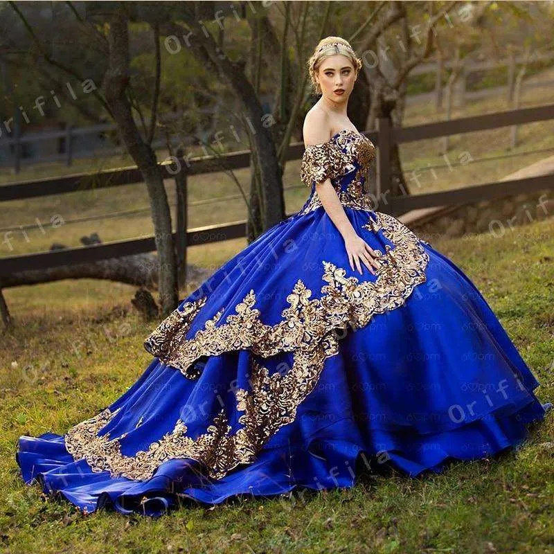 Sparkly Lace Quinceanera Dress