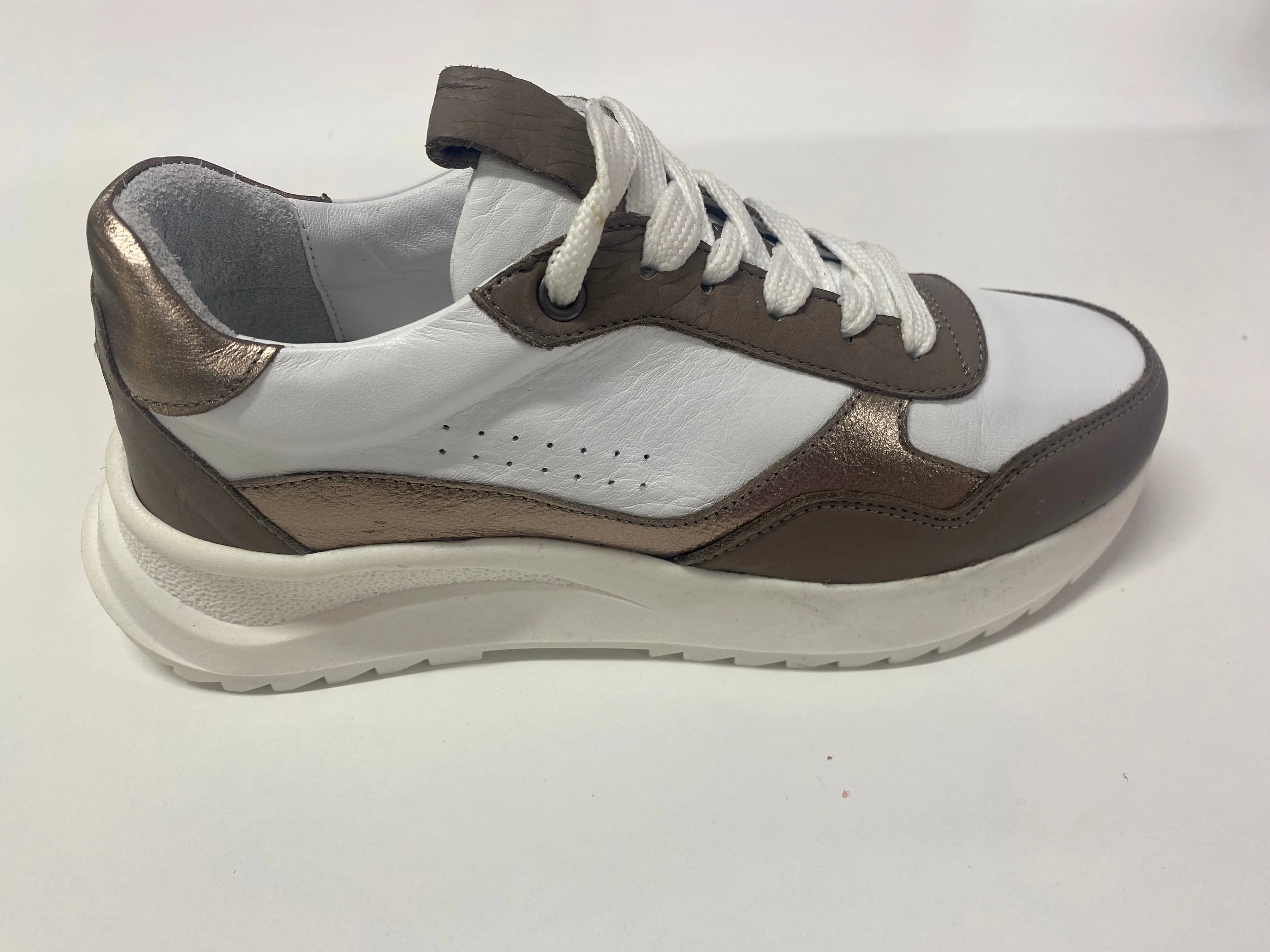 St Kilda - Leather Sneaker - Stone Mix