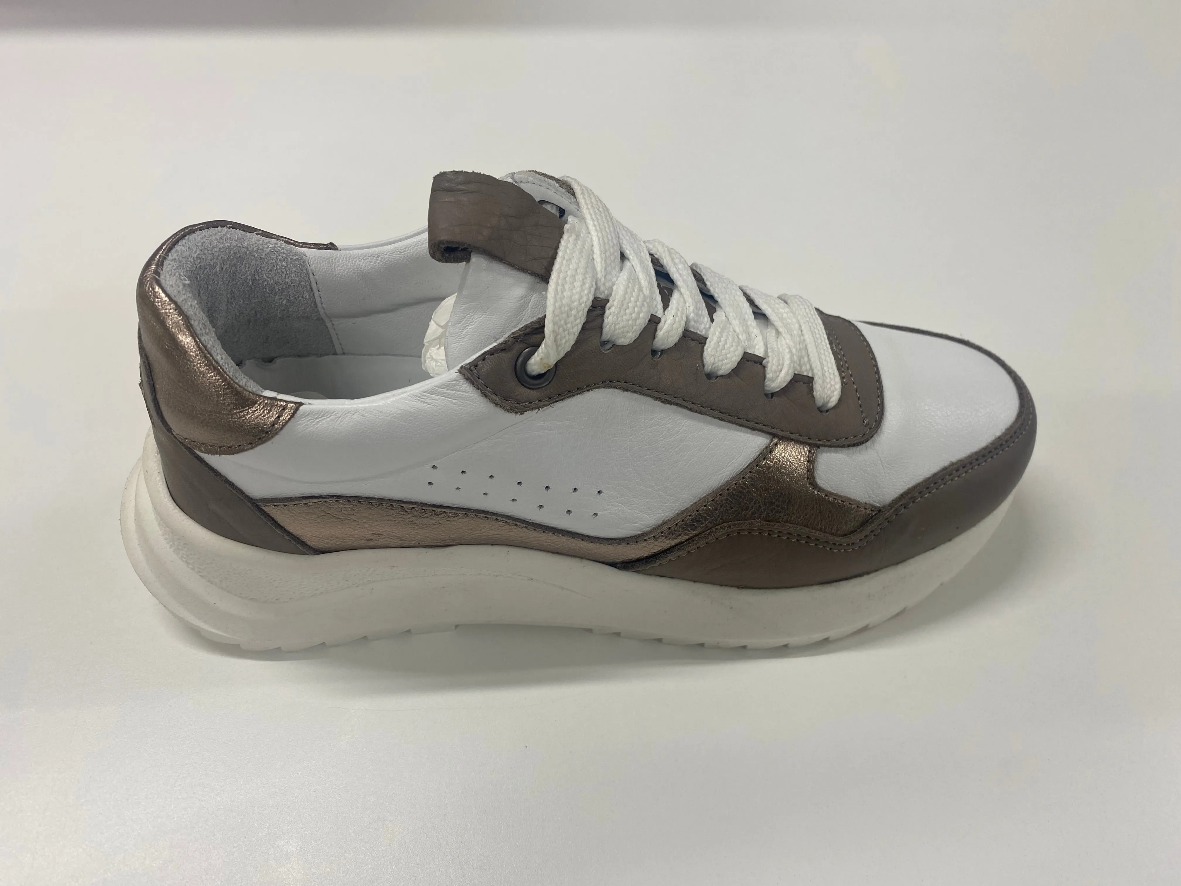 St Kilda - Leather Sneaker - Stone Mix