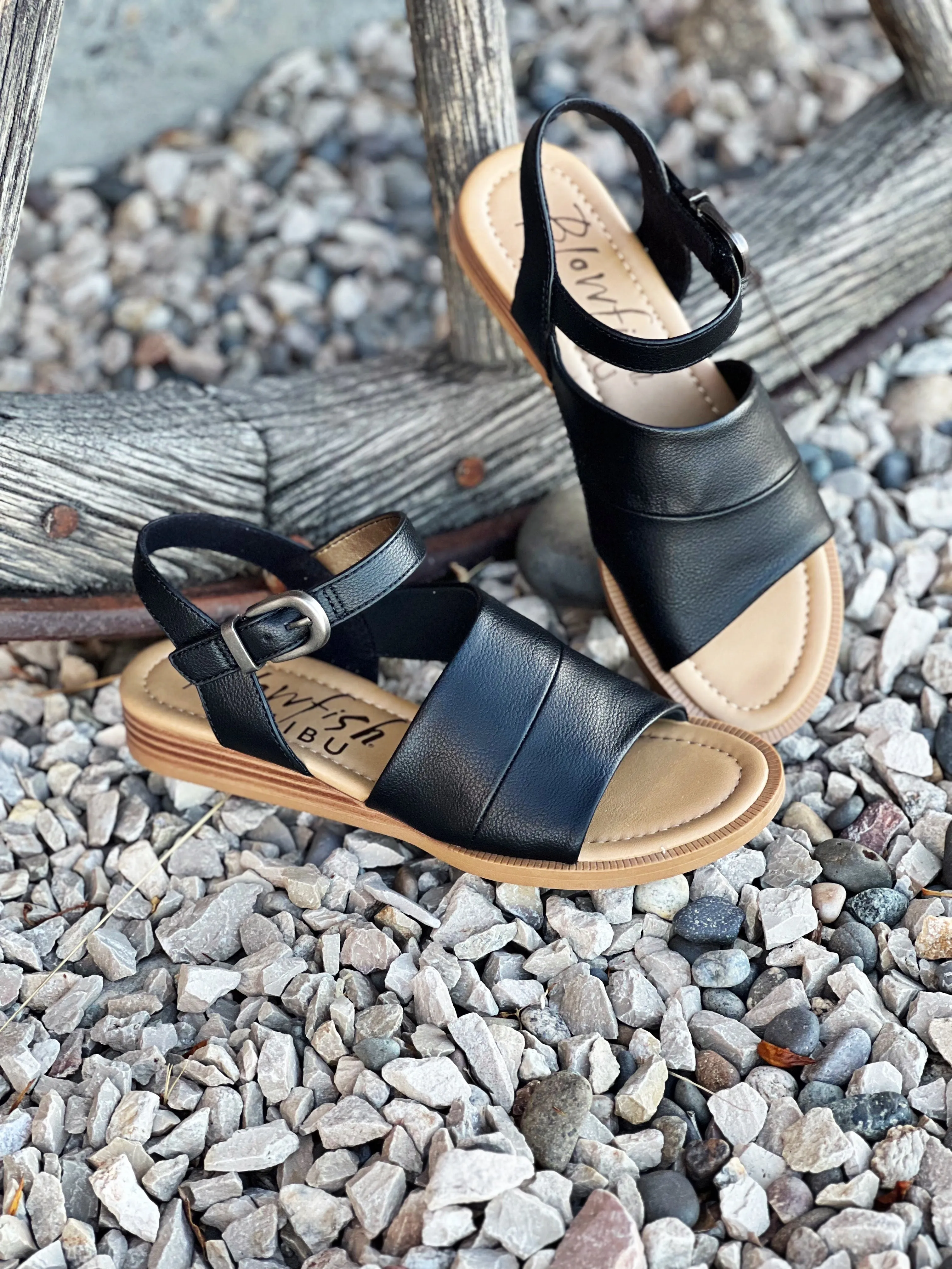 The Frisco Sandal in Black