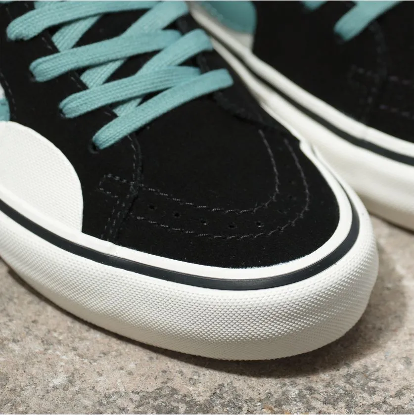 Vans Sk8-Hi Pro Skateboard Shoe - (Fabiana Delfino)Black/Oil Blue