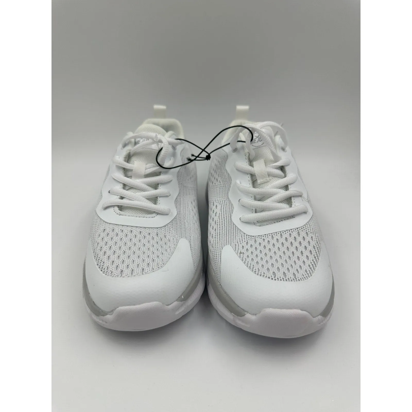 Women's Size 8.5, All White Knit, Low Top Running Sneakers w/ Foam Sole